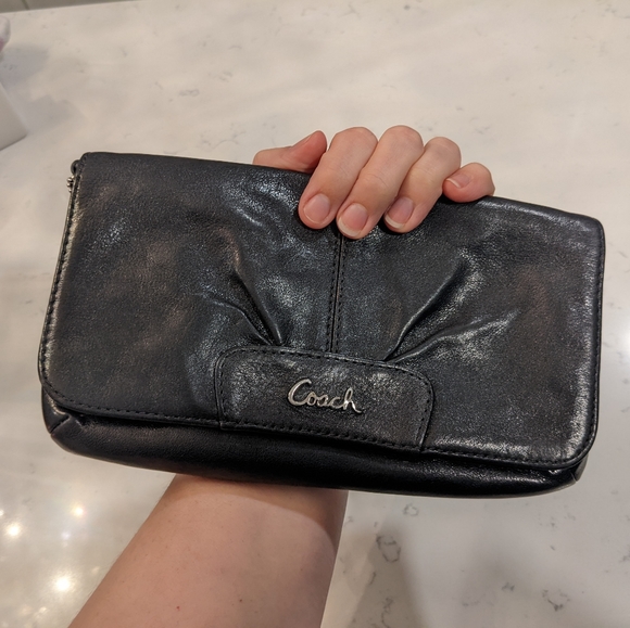 Coach Wristlet/Clutch/Bag - Picture 5 of 6